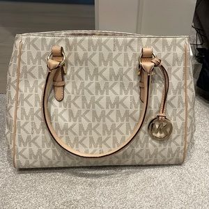 Michael kors bag